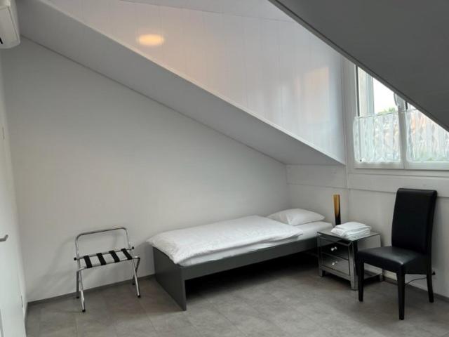 Hotel Hippel Krone Kerzers ภายนอก รูปภาพ