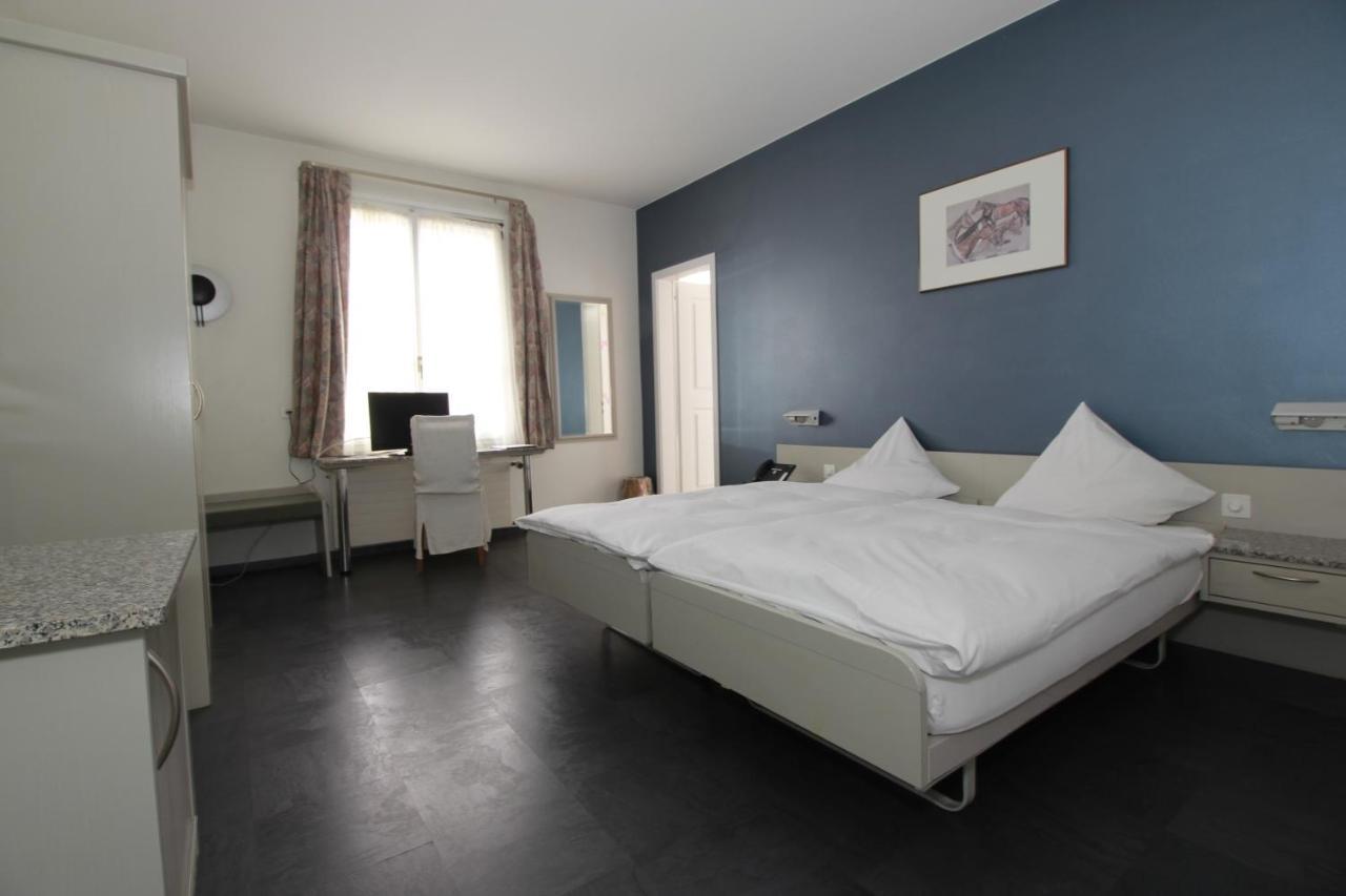 Hotel Hippel Krone Kerzers ภายนอก รูปภาพ